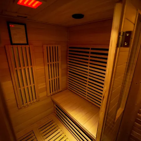 La Chaumiere A 100m Du Telecabine Hotel